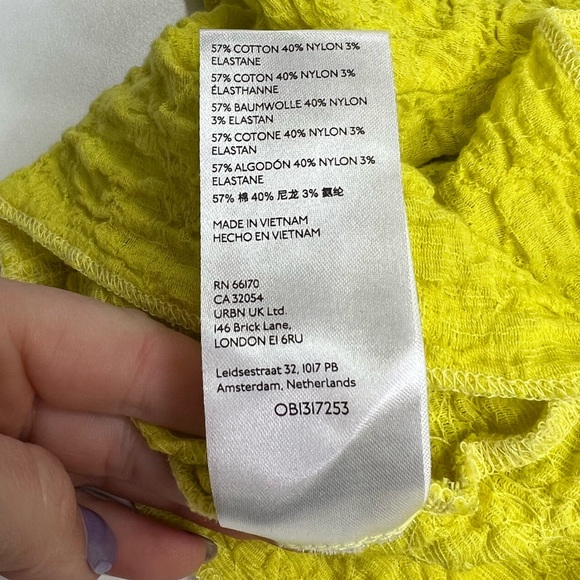 Urban Outfitters Yellow Button Front Cropped Ruffled Stretch Shirt Size Medium - Picture 8 of 11